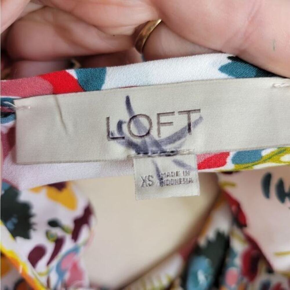 LOFT Floral Long Sleeve Ruffle Detail Floral Blouse XS - Picture 5 of 9